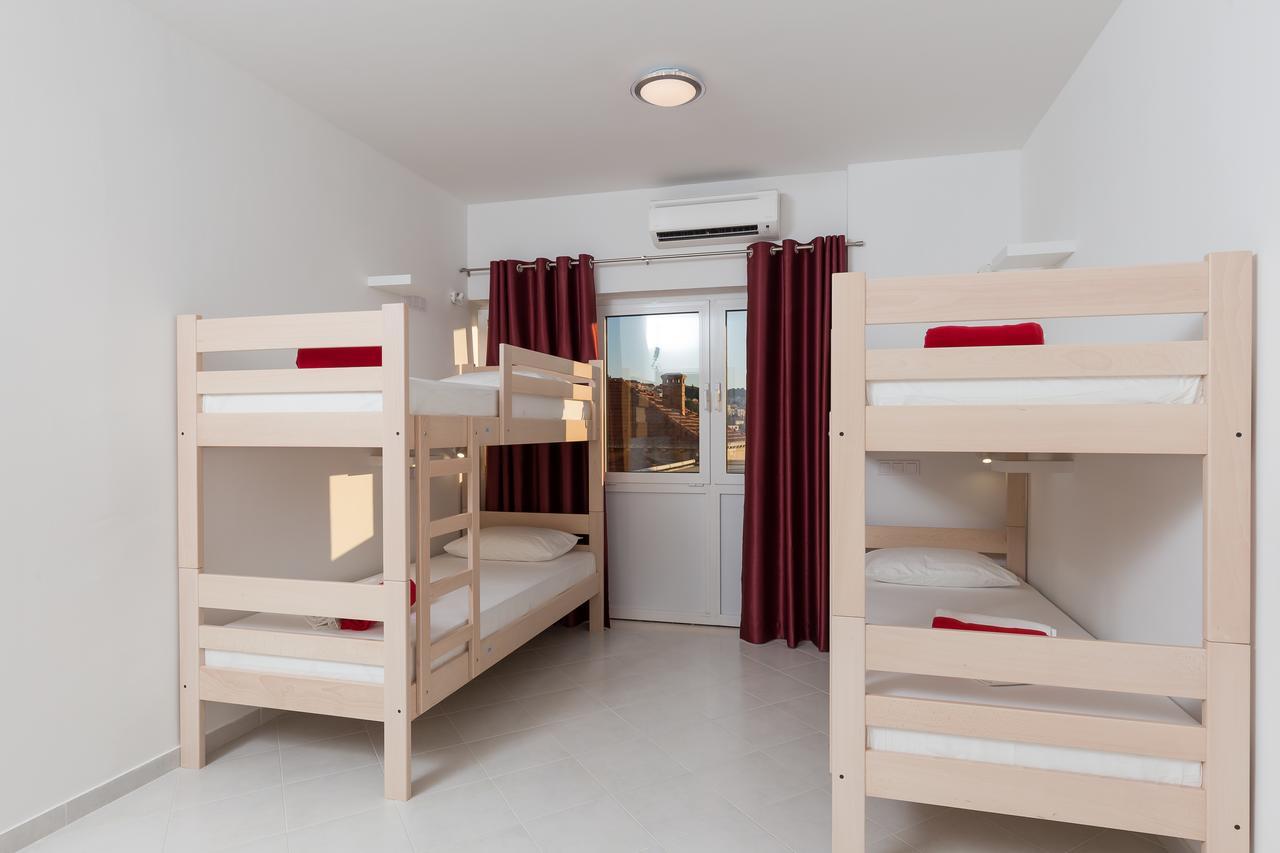 Bed in Gemengde Slaapzaal met 4 Bedden